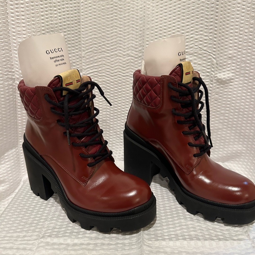 Gucci  Magnum Calf Nappa Samoa Garnet Red Sz 8 Boots